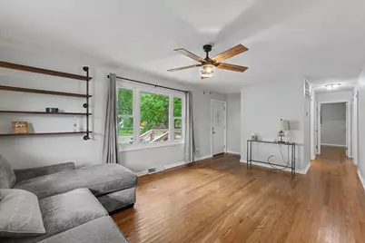 517 Stout Street, Saint John, IL 61873 - Photo 10