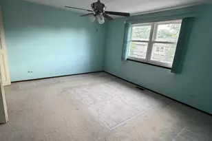 805 Bishop Ct, Schaumburg, IL 60194 - Photo 10