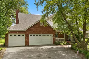 12013 S 76th Ave, Palos Heights, IL 60463 - Photo 2