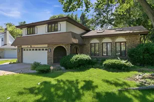 346 Butternut Dr, Wood Dale, IL 60191 - Photo 4