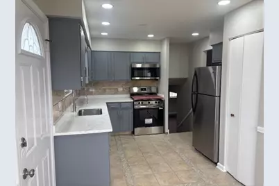 18143 Idlewild Drive, Country Club Hills, IL 60478 - Photo 6