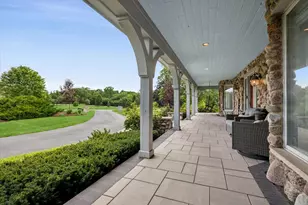 145 Clover Hill Ln, North Barrington, IL 60010 - Photo 8