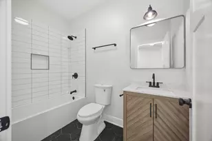 6423 S Evans Ave, Chicago, IL 60637 - Photo 8
