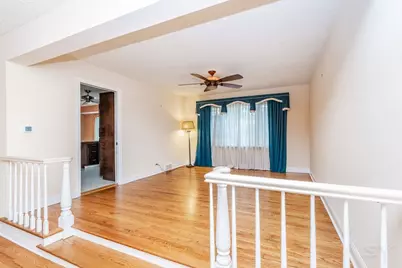 1012 S Church Road, Mount Prospect, IL 60056 - Photo 4