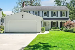 217 S Rex Blvd, Elmhurst, IL 60126 - Photo 1