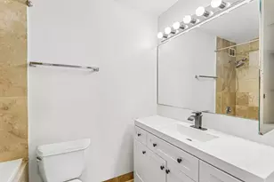 474 N Lake Shore Dr, Chicago, IL 60611 - Photo 16