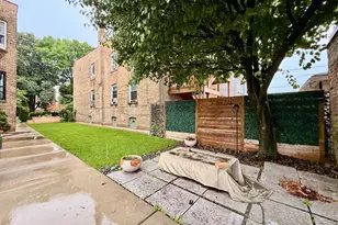 4120 W Barry Ave, Chicago, IL 60641 - Photo 32