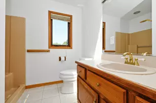 24662 W Red Oak Ln, Shorewood, IL 60404 - Photo 20
