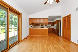 24662 W Red Oak Ln, Shorewood, IL 60404 - Photo 24