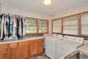 2608 Essington Rd, Joliet, IL 60435 - Photo 26