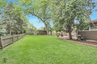 2608 Essington Road, Joliet, IL 60435 - Photo 8