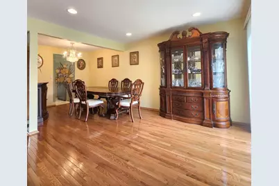 402 Honey Locust Drive, Wheeling, IL 60090 - Photo 2