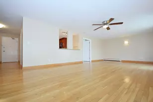 8999 Kennedy Dr, Des Plaines, IL 60016 - Photo 6
