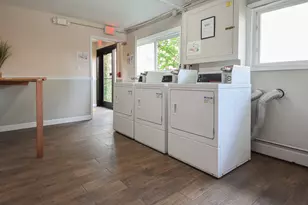 8999 Kennedy Dr, Des Plaines, IL 60016 - Photo 16