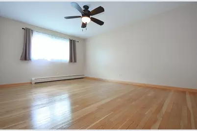 8999 Kennedy Drive #2B, Des Plaines, IL 60016 - Photo 12
