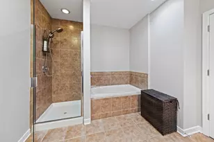3550 W Montrose Ave, Chicago, IL 60618 - Photo 16