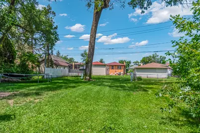 1730 Lunt Avenue, Des Plaines, IL 60018 - Photo 32