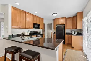 28W691 Leverenz Rd, Naperville, IL 60564 - Photo 6