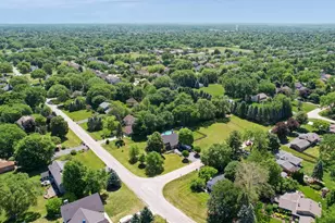 28W691 Leverenz Rd, Naperville, IL 60564 - Photo 24