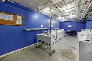 7025 N Sheridan Rd, Chicago, IL 60626 - Photo 14