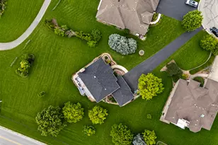 16035 W Red Cloud Dr, Lockport, IL 60441 - Photo 6