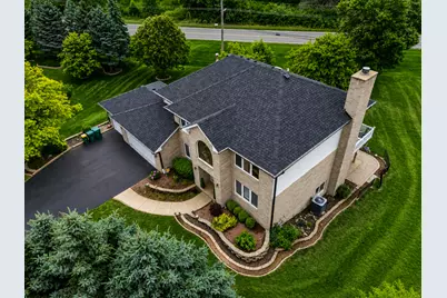 16035 W Red Cloud Drive, Lockport, IL 60441 - Photo 2