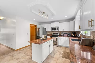 16035 W Red Cloud Drive, Lockport, IL 60441 - Photo 22