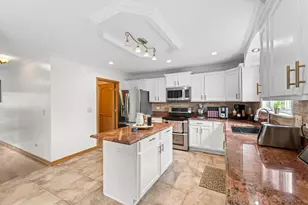 16035 W Red Cloud Dr, Lockport, IL 60441 - Photo 22