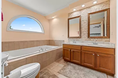 16035 W Red Cloud Drive, Lockport, IL 60441 - Photo 38