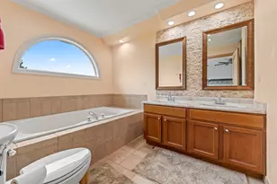 16035 W Red Cloud Dr, Lockport, IL 60441 - Photo 38