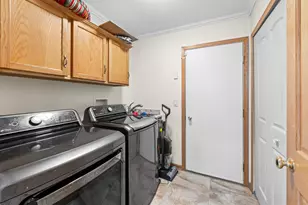 16035 W Red Cloud Dr, Lockport, IL 60441 - Photo 24