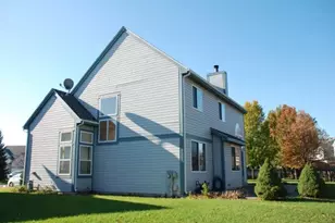 1456 Lancaster Ct, Grayslake, IL 60030 - Photo 18