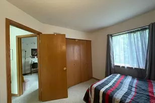 1456 Lancaster Ct, Grayslake, IL 60030 - Photo 8