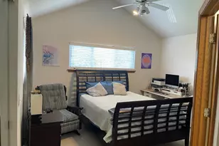 1456 Lancaster Ct, Grayslake, IL 60030 - Photo 6