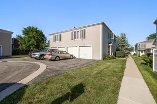 1034 Cove Dr, Prospect Heights, IL 60070 - Photo 18