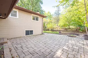 978 Sycamore Ln, Bartlett, IL 60103 - Photo 14