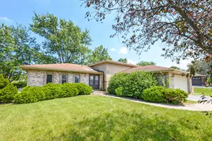 3531 Dale Dr, Crete, IL 60417 - Photo 2