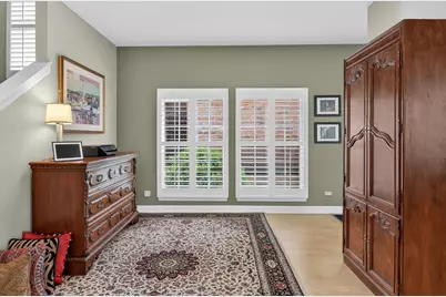 1702 Astor Avenue, Oakbrook Terrace, IL 60181 - Photo 6