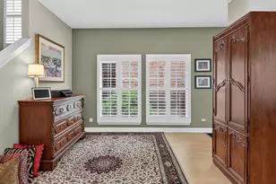 1702 Astor Ave, Oakbrook Terrace, IL 60181 - Photo 6