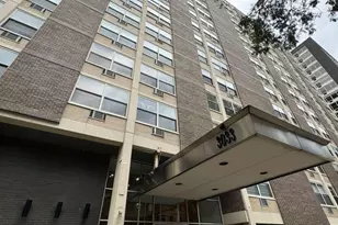 3033 N Sheridan Rd, Chicago, IL 60657 - Photo 1