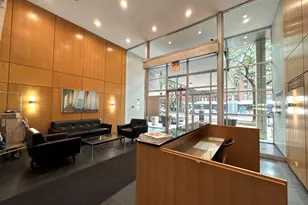 3033 N Sheridan Rd, Chicago, IL 60657 - Photo 2