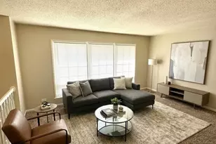 16001 Avalon Ave, South Holland, IL 60473 - Photo 2