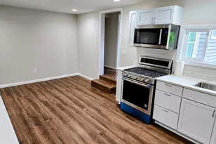 2601 W John St, Champaign, IL 61821 - Photo 8