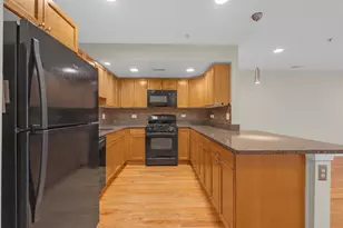 7707 Westwood Dr, Elmwood Park, IL 60707 - Photo 8