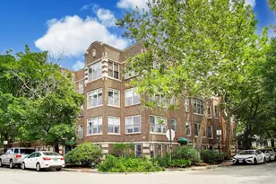 6253 N Magnolia Ave, Chicago, IL 60660 - Photo 1