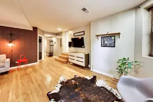 6253 N Magnolia Ave, Chicago, IL 60660 - Photo 4