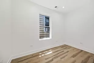 5310 S Wood St, Chicago, IL 60609 - Photo 16
