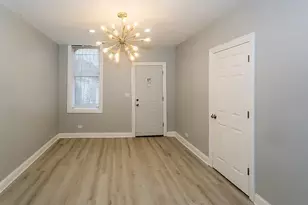 834 N Mozart St, Chicago, IL 60622 - Photo 2