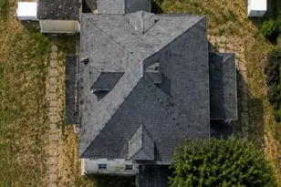 230 W 4th St, Mount Carroll, IL 62863 - Photo 2