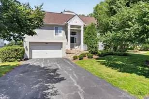 340 New Haven Dr, Cary, IL 60013 - Photo 1